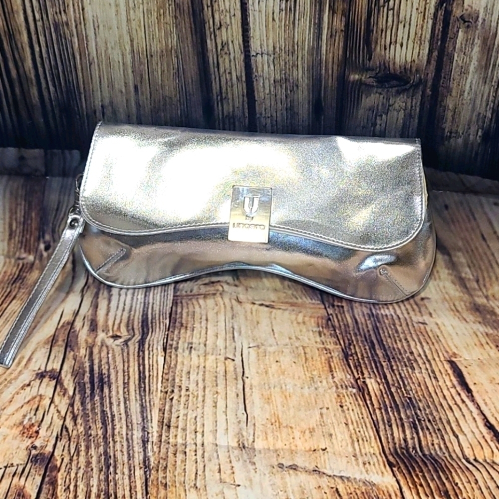 Bean Shape Silver clutch U by Ungaro